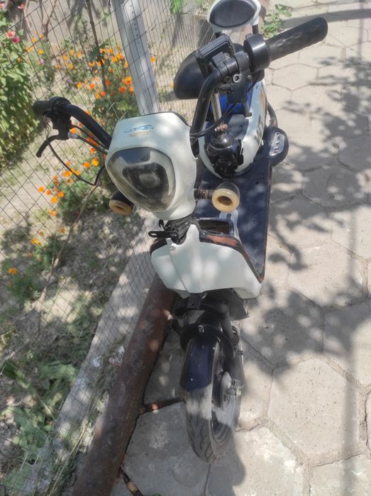 Продаю скутер Б/У