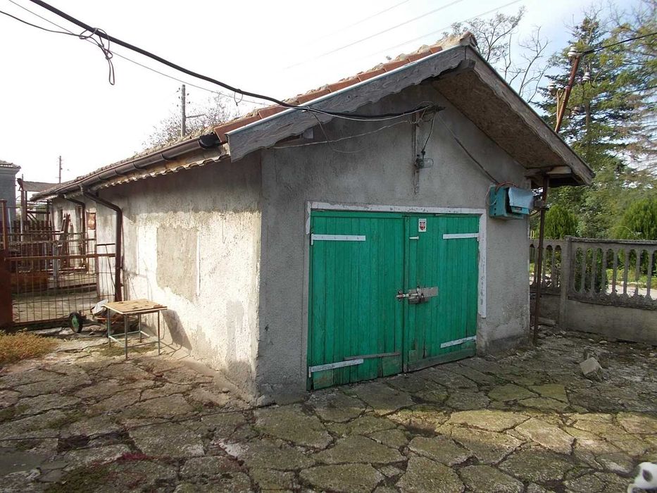 Продава се Къща в с. Змеево, Област Добрич - 120 кв.м за 384 €/кв.м - Снимка #17