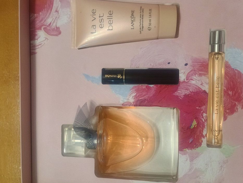Продавам комплект на Lancome