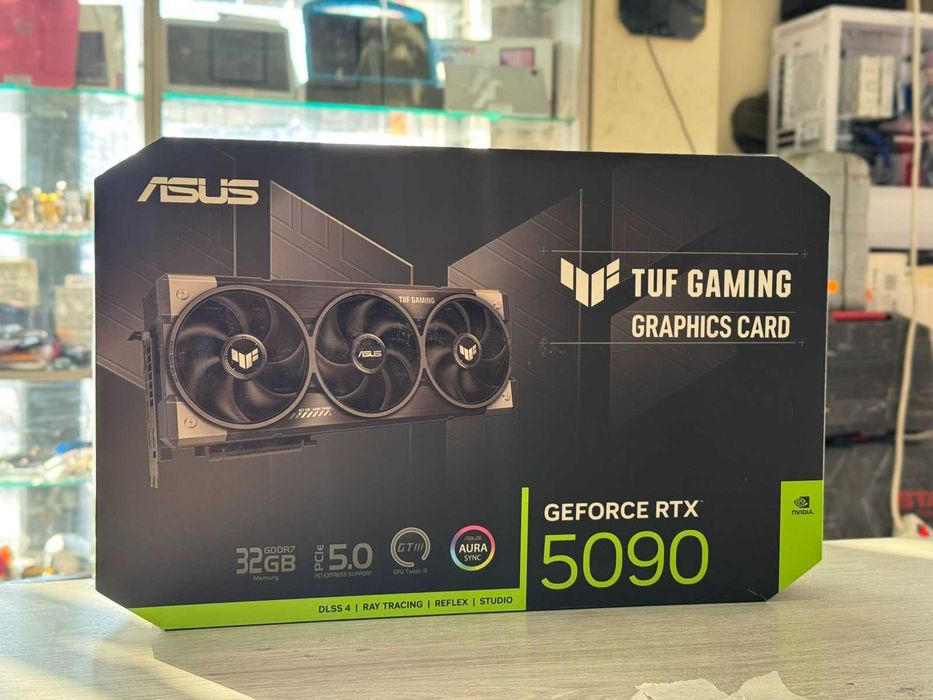 Видеокарта ASUS TUF Gaming RTX 5090 OC, 32GB GDDR7
