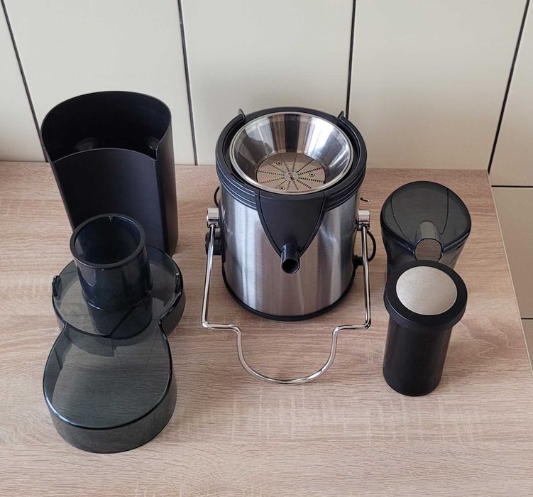 Storcator fructe si legume Europro 500W inox, puternic si compact