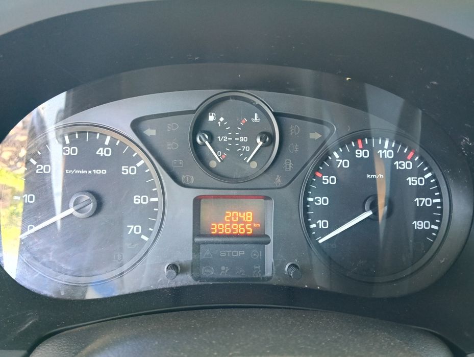 Citroen Berlingo 1.6HDi 75кс 2012г / 2+1 места / товарен