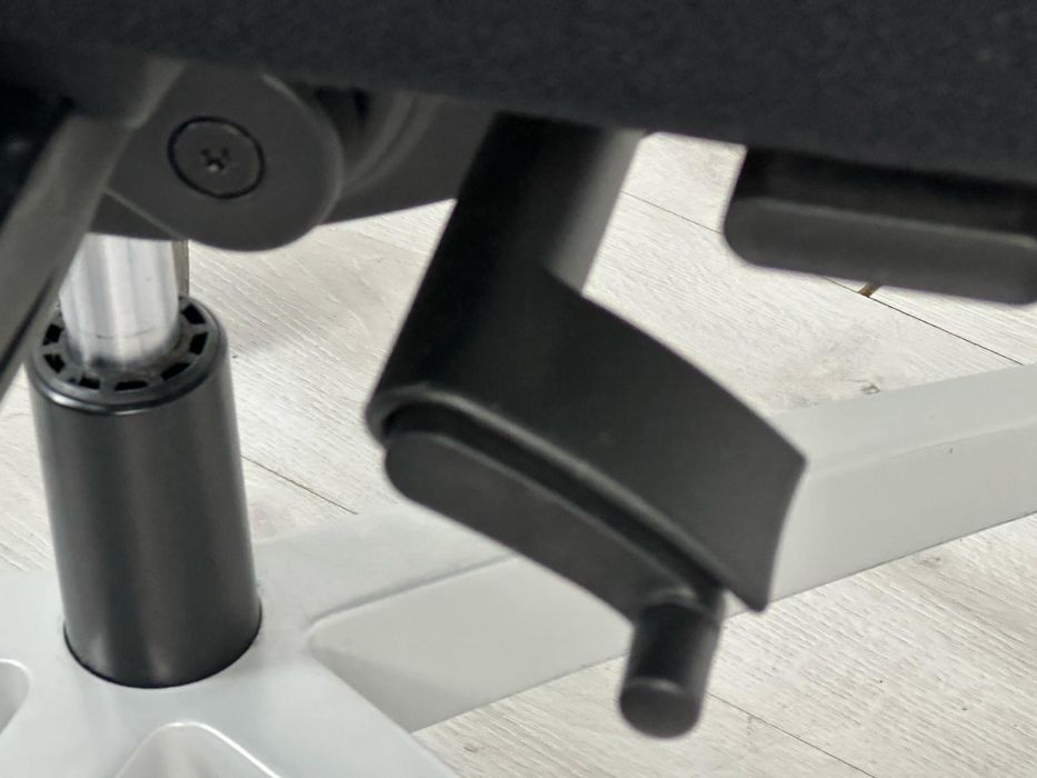 Офис въртящ се стол Steifensand черна рамка сребристо висококачествен