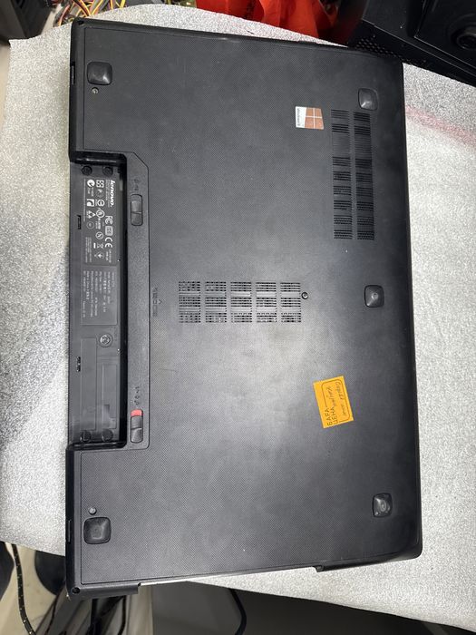 Lenovo g710 корпус!