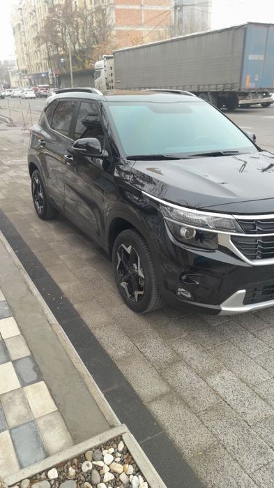 Продам машину KIA