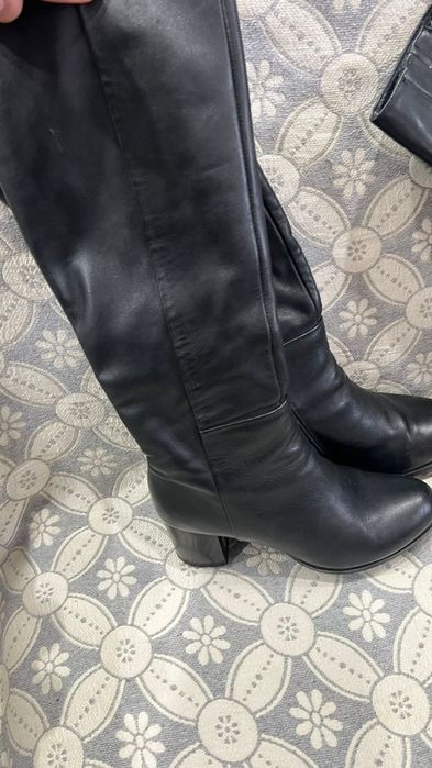 Продам сапоги !в отличном состояние !размер 36