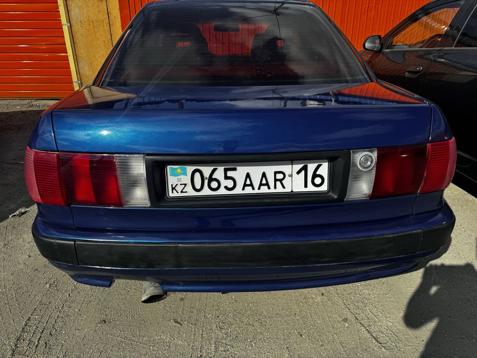 Продам Audi 80 б4