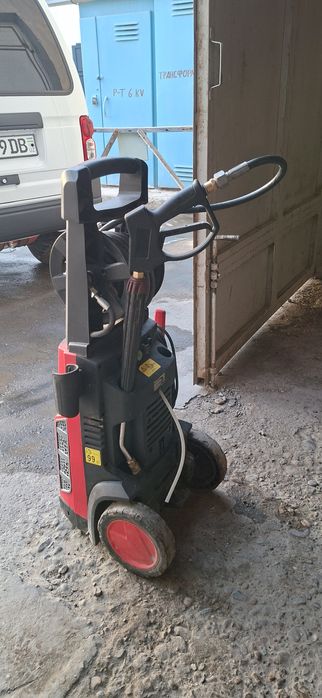 Karcher aparat sotiladi