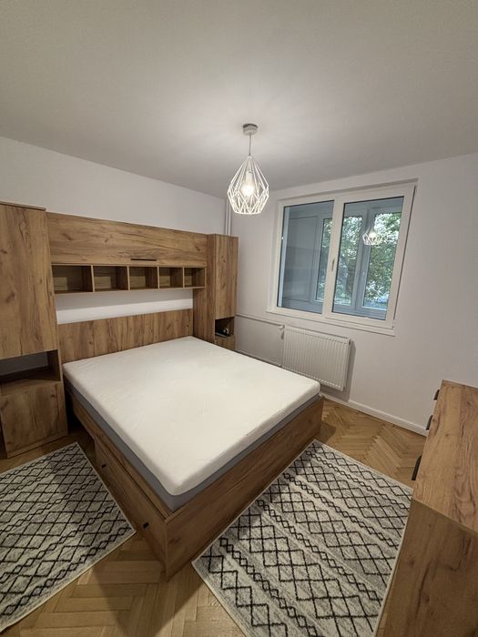 Inchiriez apartament cu 2 camere decomandat
