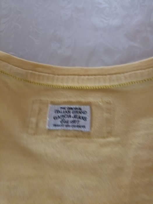 Tricou de barbati galben marimea L