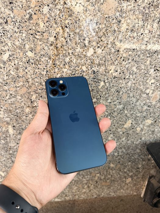 iPhone 12 Pro Max 256Gb - В отличном состоянии
