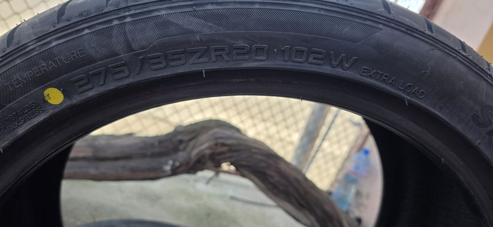 Гуми 275/35/20 Нови