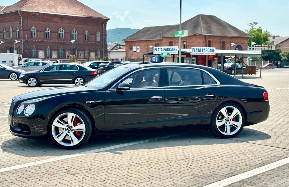 Bentley Flying Spur V8 S , 530 cp , 2018 , ca nou