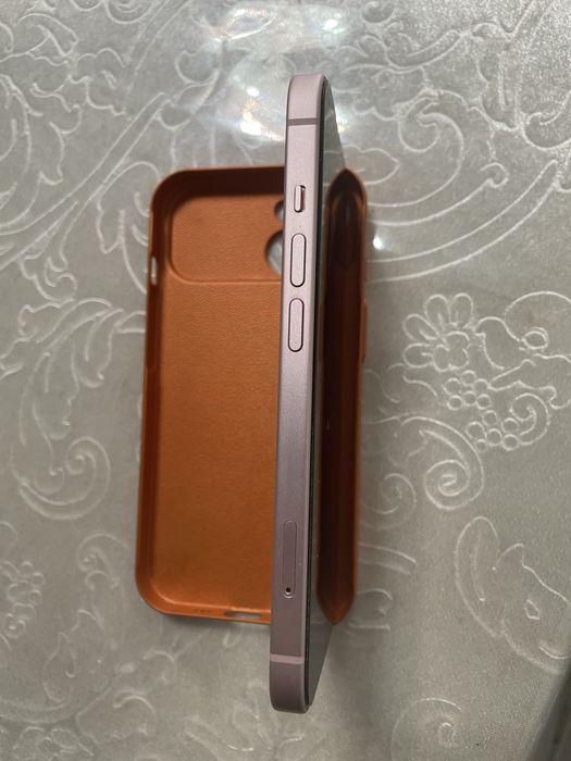 Iphone 15 идеалном сост