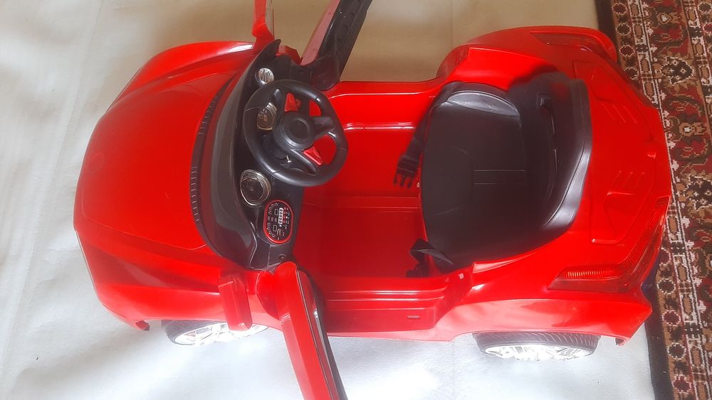 Болалар электро мошинаси