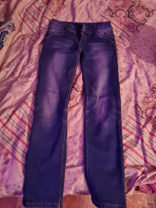 Продам утепленные джинсы на девочку