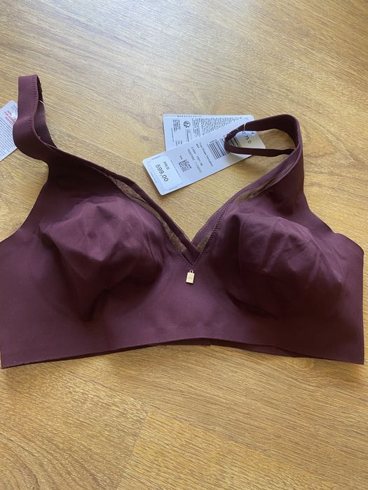 Sutiene Triumph- noi cu eticheta