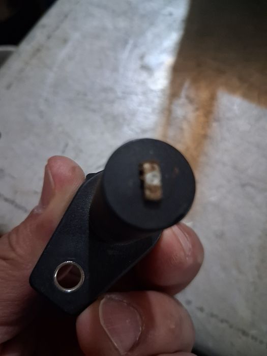 Продаю датчик коленвала от Ваз 2114