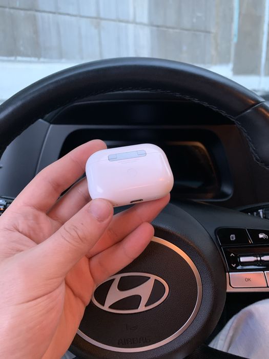 IPhone 16 Pro Max 256 + Air Pods Pro (Type-C)