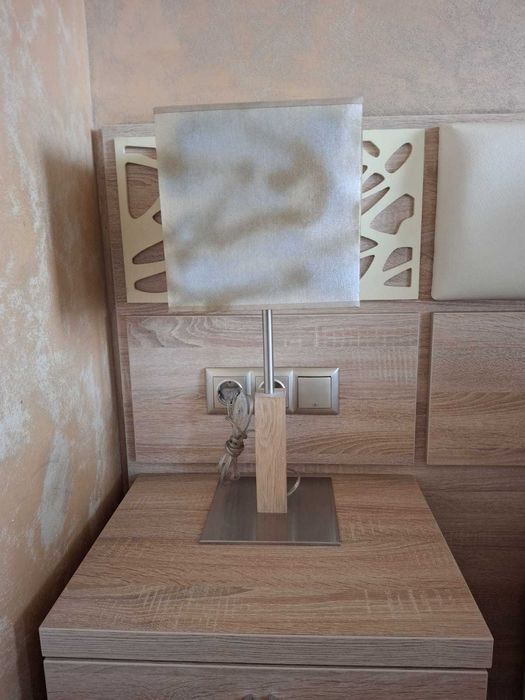 Настолна ,нощна лампа за нощно шкафче