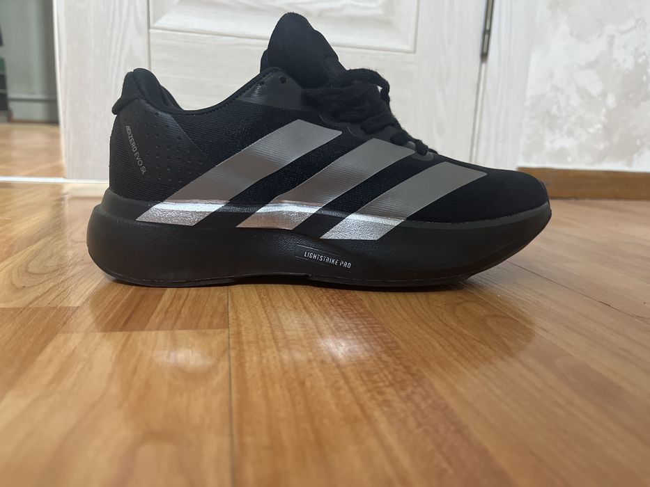 Кросовки Adidas кросовки для бега