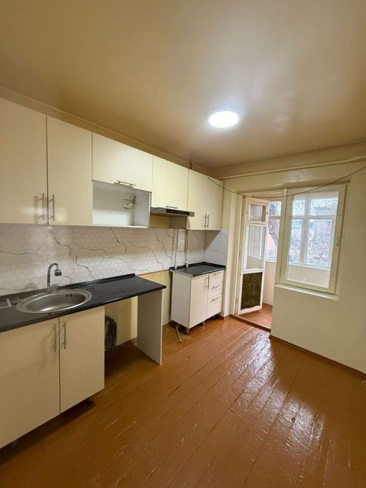 1 хонали Оккавокда (2этаж) ремонттан чикти