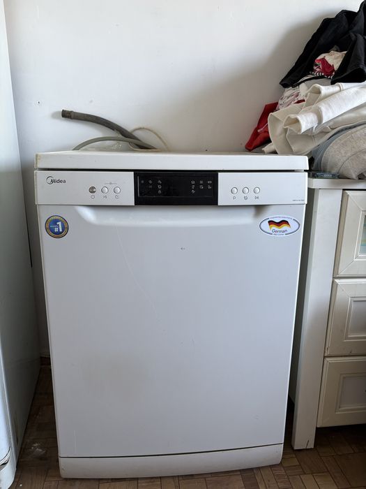 Продам Посудомоечную машину Midea