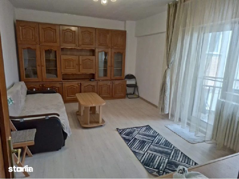 Apartament 2 camere de inchiriat : Republicii-Libra Bank
