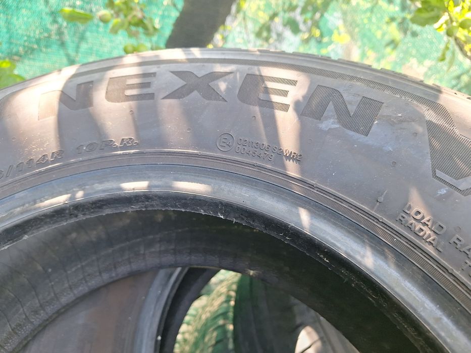 Anvelope Nexen 215/75/16C de vară 8buc aproape noi