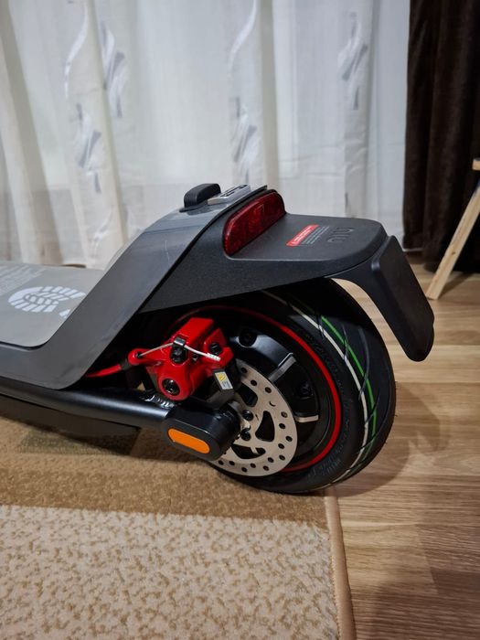 Trotineta Noua sigilata