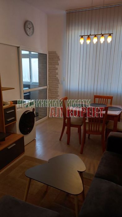 Дава се под наем Двустаен апартамент в Варна, Колхозен пазар - 53 кв.м за 408 € - Снимка #2