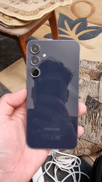 Продам Samsung Galaxy A55 5G + Galaxy Buds3 pro