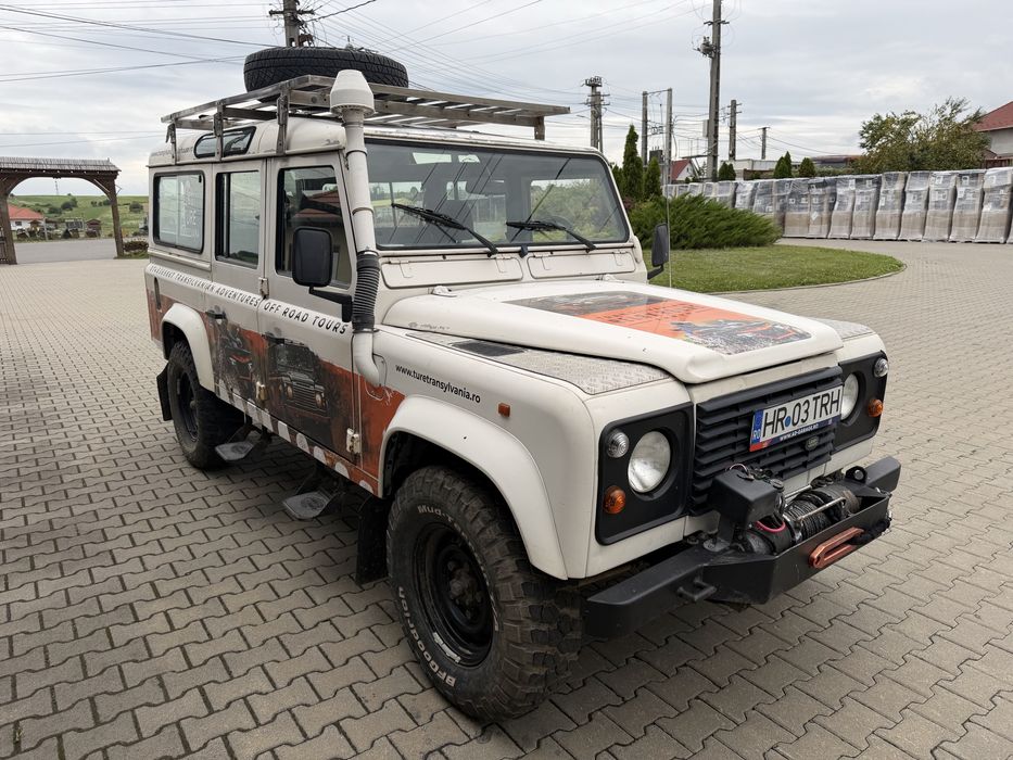 Land rover defender 9 pers