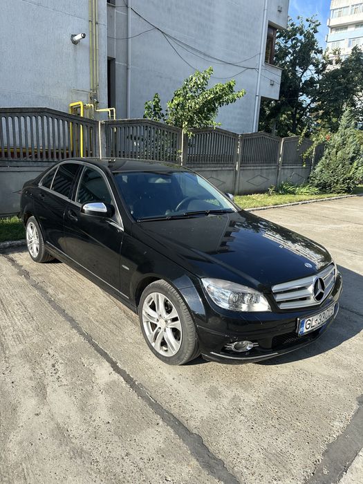 Masina intretinuta,autoturism,mercedes benz,C 200