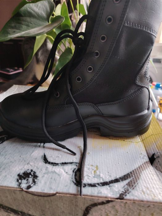 Bocanci safety dama, inalti pana peste glezne, noi, in cutia originala