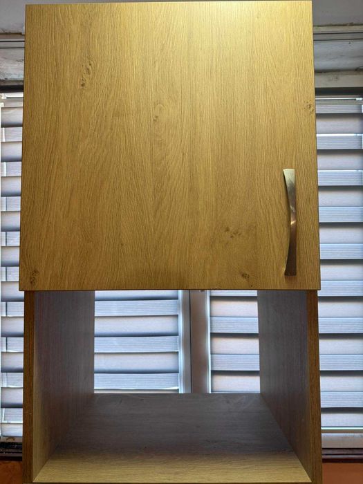 Продавам Гардероб и шкаф