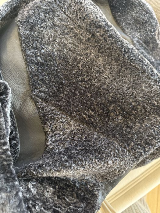 Продам короткую дубленку