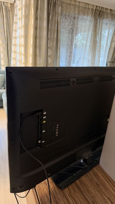 Телевизпр Samsung 49инча