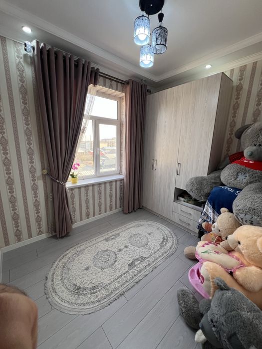 3х комнатная квартира сотилади