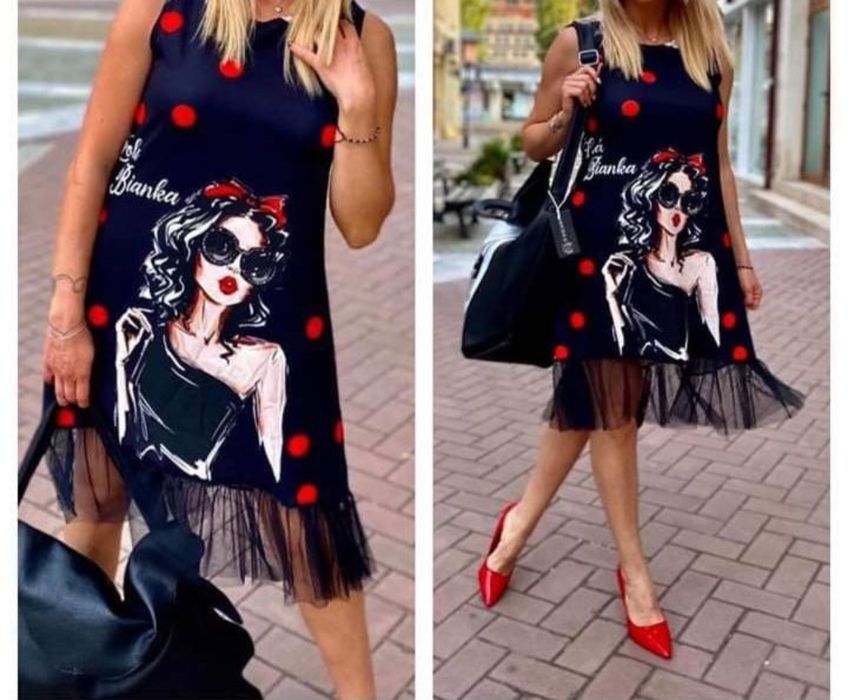 Дамска рокля с точки