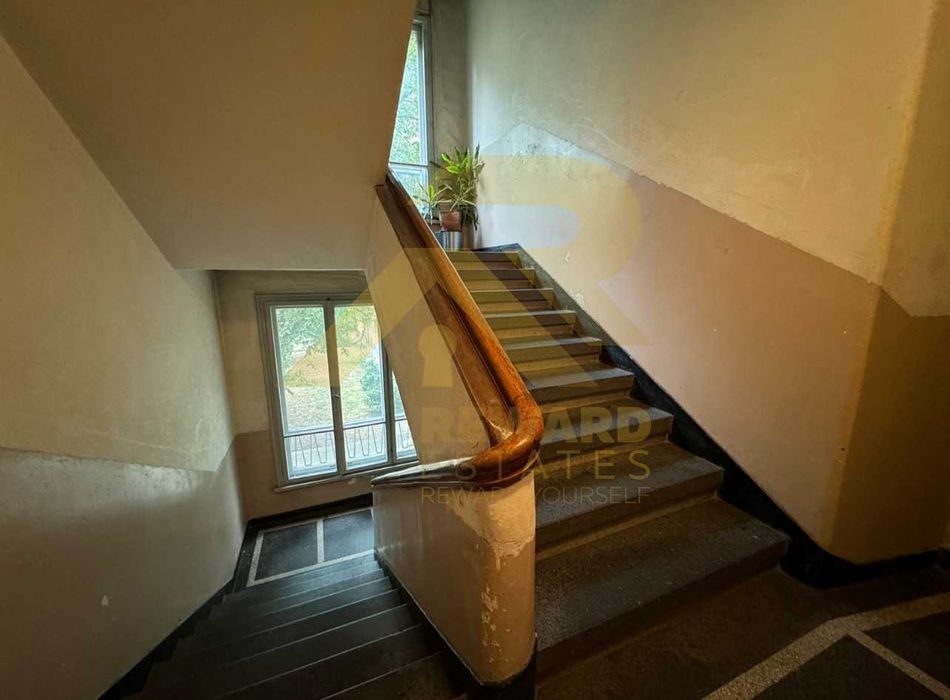 Продава се Тристаен апартамент в София, Оборище - 90 кв.м за 2667 €/кв.м - Снимка #15