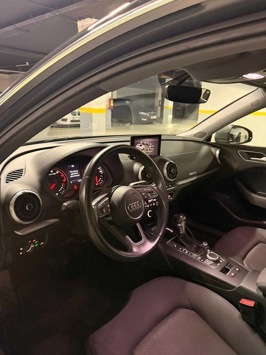 Vand Audi A3 Sportback 1.5 TFSI S tronic Advanced, benzina, 150CP