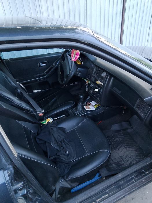 Продам Ауди 80 б3