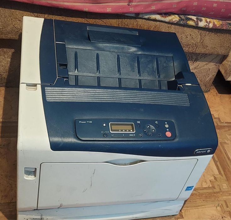 Принтер лазерный цветной Xerox Phaser 7100N