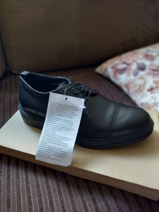 Обувки половинки номер 43 пролетно есенни , естествена кожа.