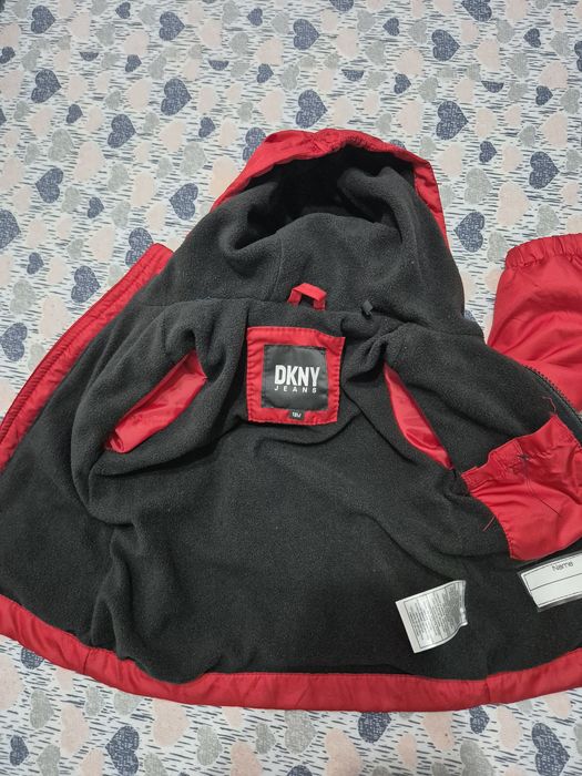 Vând geaca de primăvară unisex