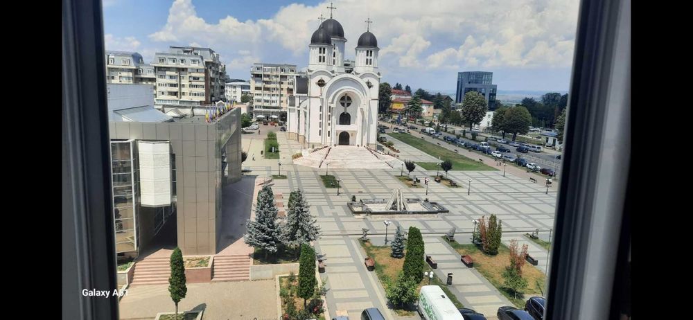 Apartament de vănzare in PAȘCANI și garaj cu beci