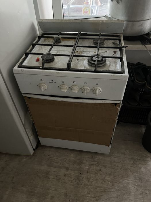 Продам холодильник и газ