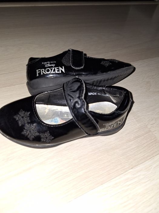 Pantofi Ana & Elsa  Frozen marimea 25
