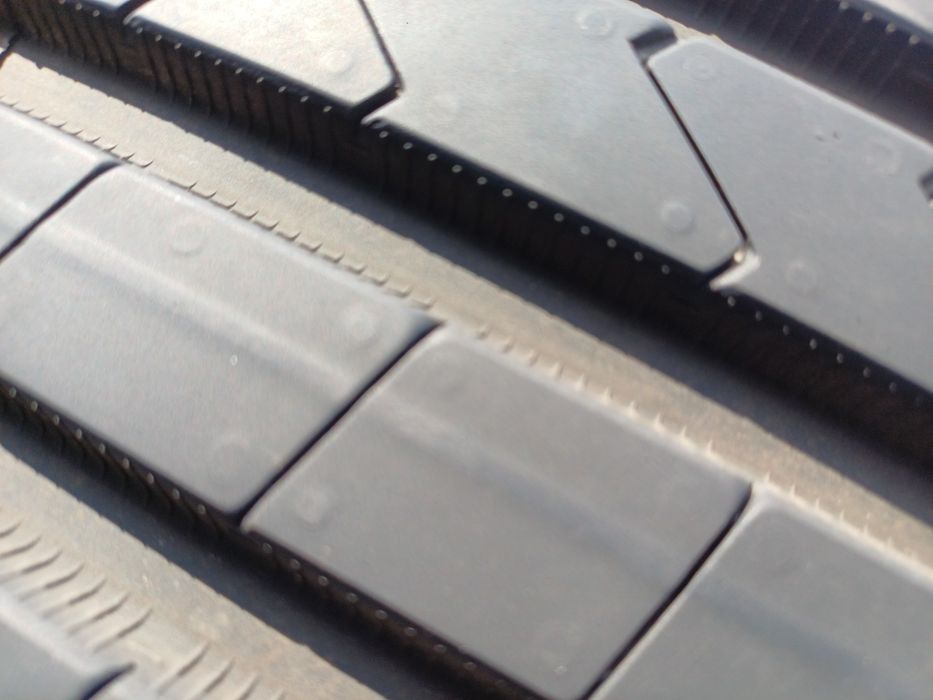 Гуми 215/55/17 Ханкок